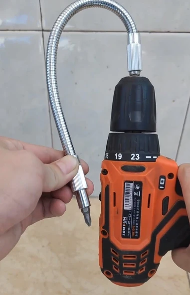 POWERMASTER PM-20507 ESNEK BÜKÜLEBİLİR MATKAP UZATMA HORTUMU 1/4 BİTS UCU 400MM