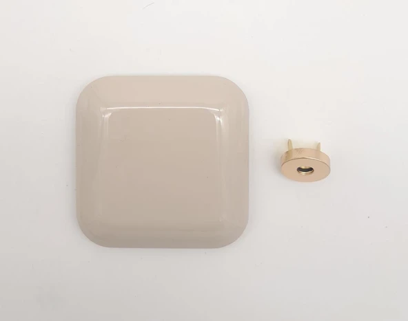 Çanta Aksesuar 7 cm Kare Akrilikli Bej Renk Light Gold Mıknatıslı Kilit