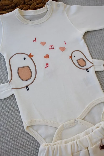 Şarkıcı Kuşlar Nakışlı Bandanalı Uzun Kollu Zıbınlı 3lü Kız Bebek Takımı Ekru - Resim 4