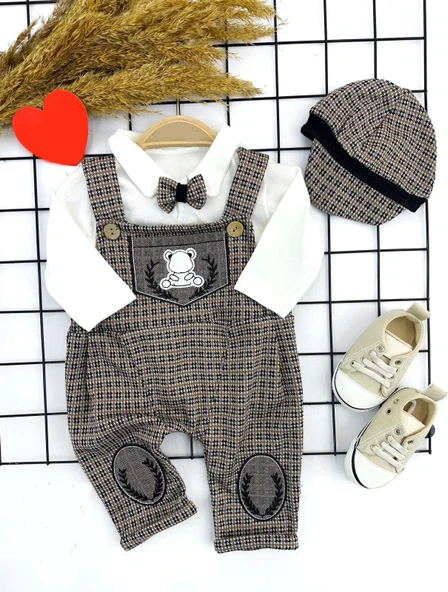 Papyonlu Kırçıl Nakış Detaylı Kasket Şapkalı Uzun Kollu 3lü Erkek Bebek Salopet Takımı Bej ürün görseli