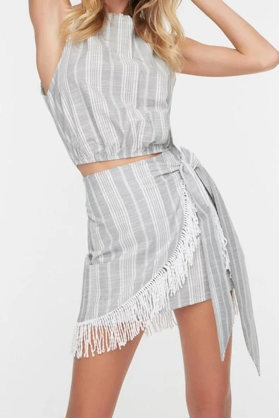 Moda Çizgili Halter Yaka Casual Günlük Gri Çizgili Dokuma Püsküllü Bluz Etek Takım - 3