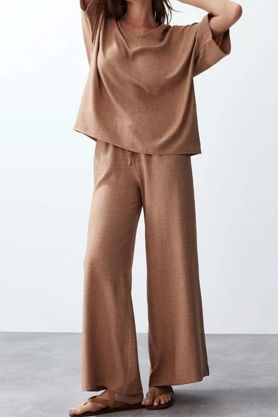 Moda Dokuma Dokulu V Yaka Casual Günlük V Yaka Bluz Pantolon Dokuma Alt-Üst Takım - 3