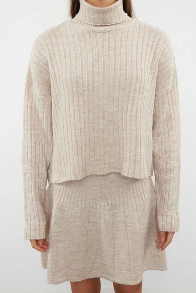 Moda Triko Düz Balıkçı Yaka Casual Günlük Taş Crop Yumuşak Dokulu Pileli Etekli Triko Alt-Üst Takım