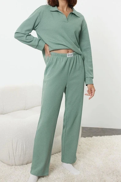 Tarz Rahat Uzun Kollu Boru Paça Etiket Detaylı Waffle Kumaş Örme Pijama Takımı