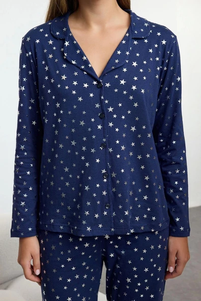 Tarz Rahat Uzun Kollu Geniş Paça %100 Pamuklu Varak Yıldız Desenli Örme Pijama Takımı - 2