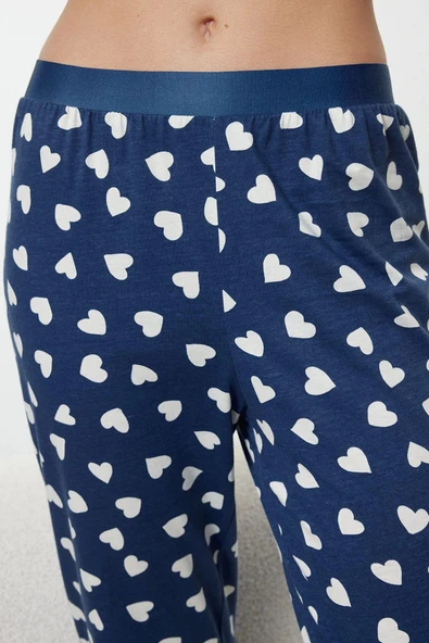 Tarz Rahat Uzun Kollu Geniş Paça %100 Pamuklu Kalp Desenli Örme Pijama Takımı - 3