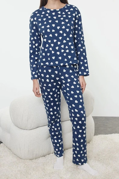 Tarz Rahat Uzun Kollu Geniş Paça %100 Pamuklu Kalp Desenli Örme Pijama Takımı - 2