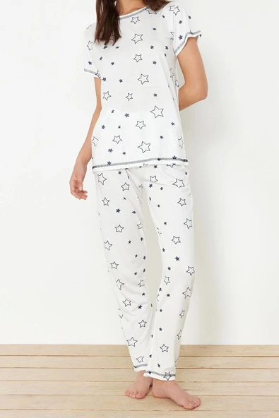 Tarz Rahat Kısa Kollu Boru Paça Yıldız Desenli Örme Pijama Takımı - 3