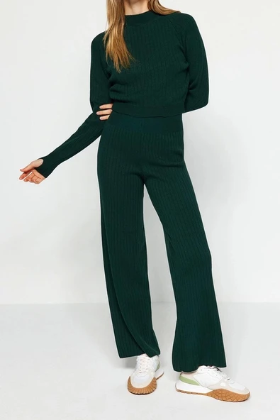 Tarz Kadın Modern Moda Normal Bel Boru Paça Dik Yaka Crop Parmak Detaylı Triko Alt-Üst Takım