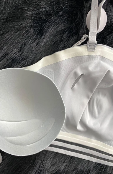 Lazer Kesim Desteksiz Balensiz Çıkarılabilen Pedli Sütyen F.K. 1240 - 3