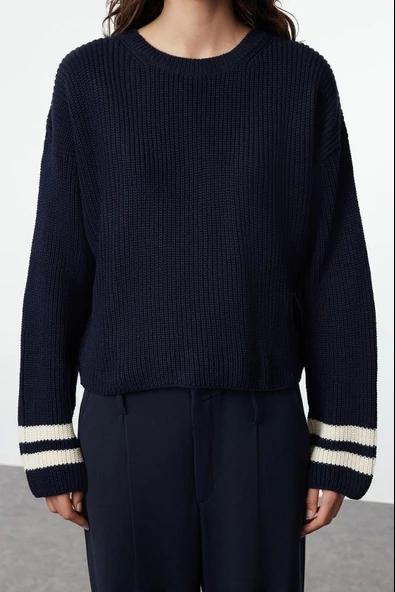 Stil Modern Kadın Regular Standart Kol Bisiklet Yaka Crop Çizgili Triko Kazak