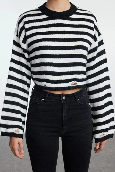 Stil Modern Kadın Regular Standart Kol Bisiklet Yaka Yumuşak Dokulu Crop Triko Kazak