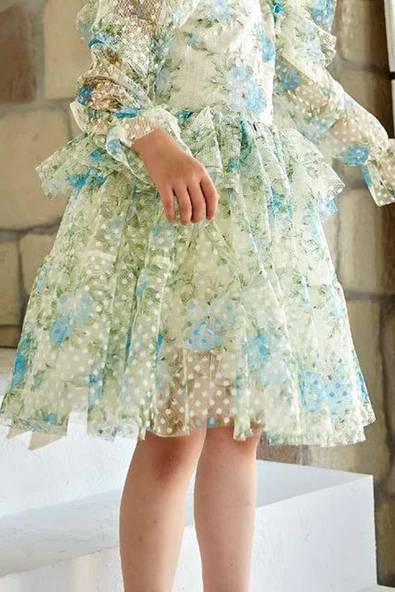 Kız Çocuk Omuzları ve Beli Fırfırlı Puantiye Detaylı Şeffaf Tül Çiçek Desenli Kabarık Mavi Elbise - Resim 4