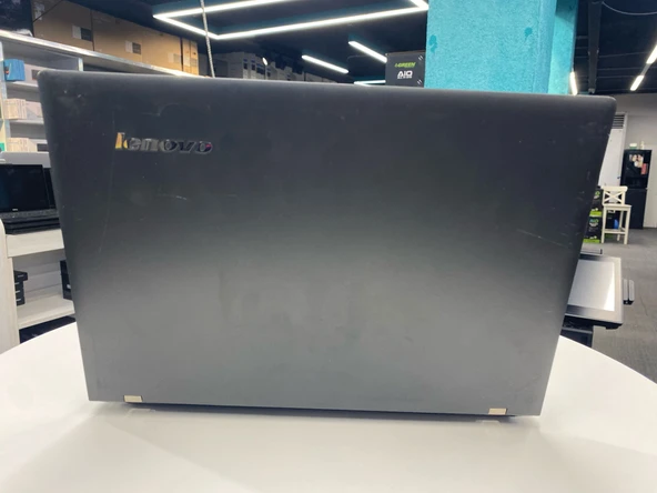 Lenovo Notebook E31-80 intel i5 6200U 8Gb 120Gb Ssd 13.3" Hd ( Bx Laptop) 2.EL 3Ay Garanti