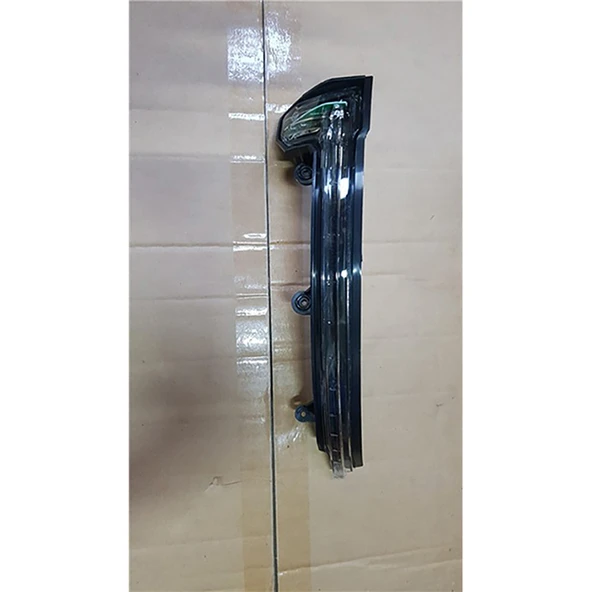 95863110231 AYNA SINYALI SAG  CAYENNE 2015-2018 ürün görseli