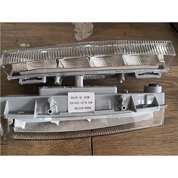 A0999068201 GUNDUZ FARI SAG GL-CLASS X166 12>15 ürün görseli