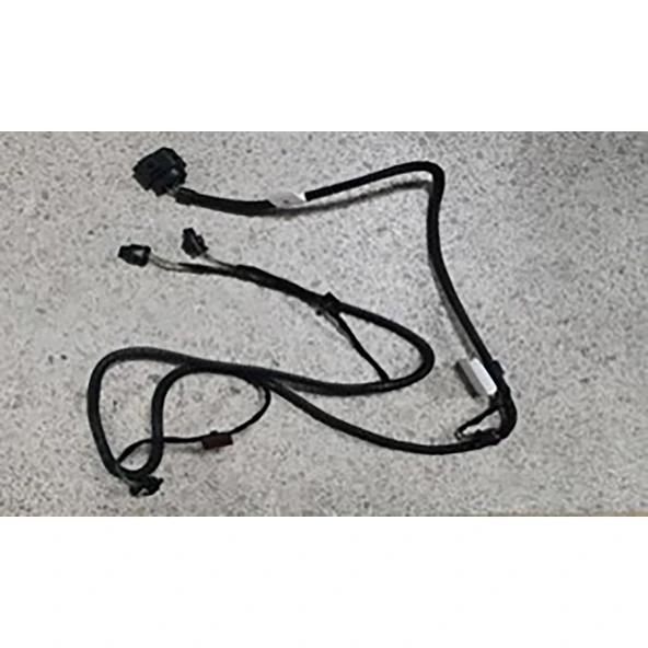 5CU971095 PARK SENSOR TESISATI ON 8 PIN SOKET (6 PIN DOLU) JETTA 11-18 ürün görseli