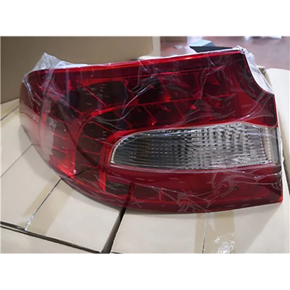 3TD945095 ARKA STOP LAMBASI LED LI DIS L SUPERB 08-13 ürün görseli