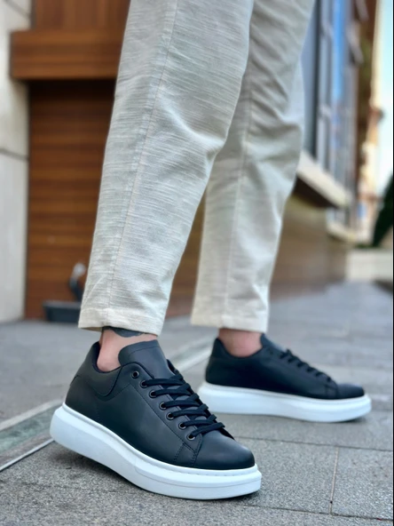 Pabucmarketi Bağcıklı Erkek Spor Ayakkabı SİYAH (BEYAZ TABAN) ürün görseli