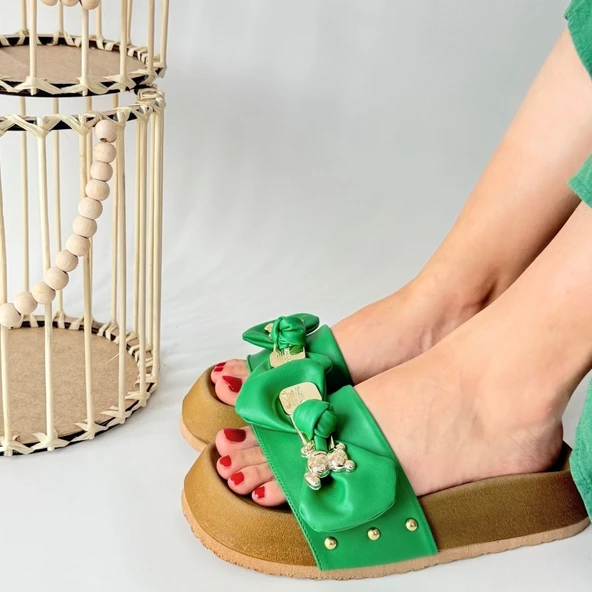Jude Yeşil Cilt Ayıcıklı Terlik - Resim 4