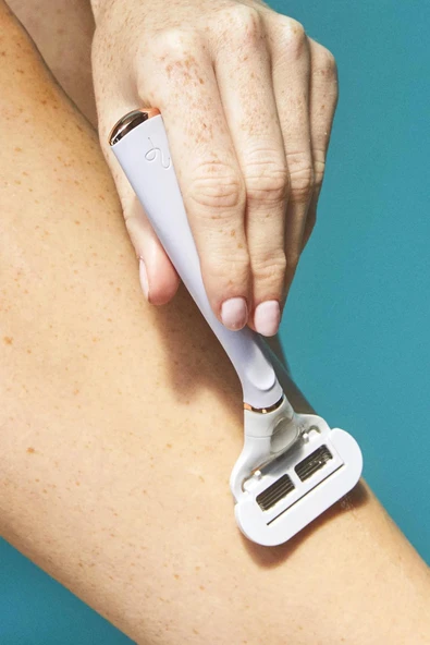 Tree Hut Bare Coconut Lime Nemlendirici Kadın Tıraş Yağı 227ML - 3