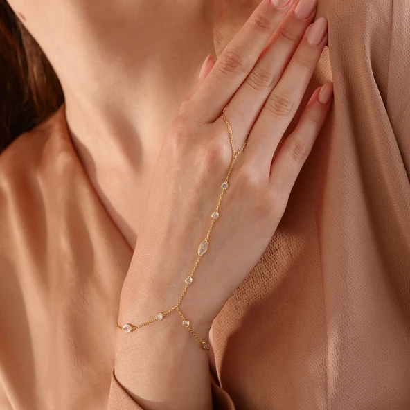 925 ayar gümüş mekik ve yuvarlak zirkon taşlı şahmeran