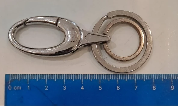 KÜÇÜK ELİPS ŞEKİL METAL ANAHTARLIK