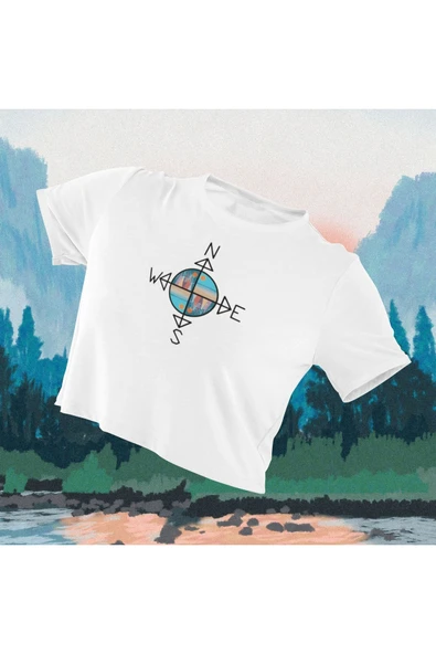 playbackmoda Crop-top Camping Adventure Baskılı Yarım Tişört ürün görseli