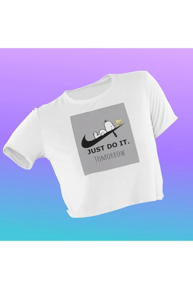 playbackmoda Crop-top Snoopy Baskılı Yarım Tişört ürün görseli