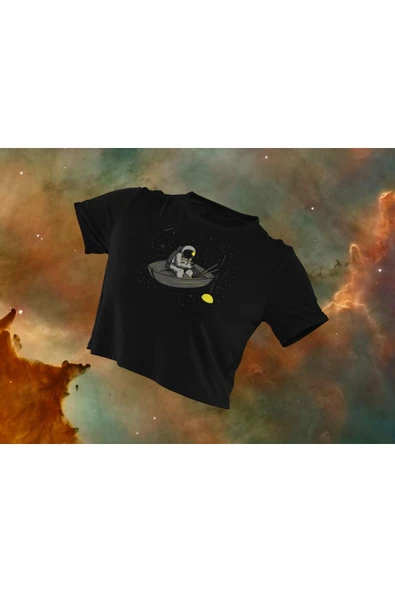 playbackmoda Crop-top Astronot Uzay Baskılı Yarım Tişört ürün görseli