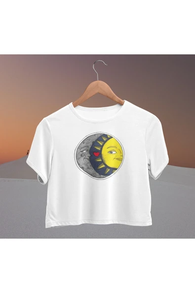 playbackmoda Crop-top Güneş ve Ay Baskılı Yarım Tişört ürün görseli