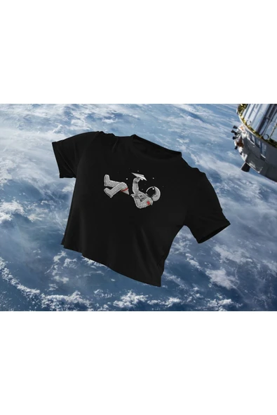 playbackmoda Crop-top Astronot Uzay Baskılı Yarım Tişört - Resim 2