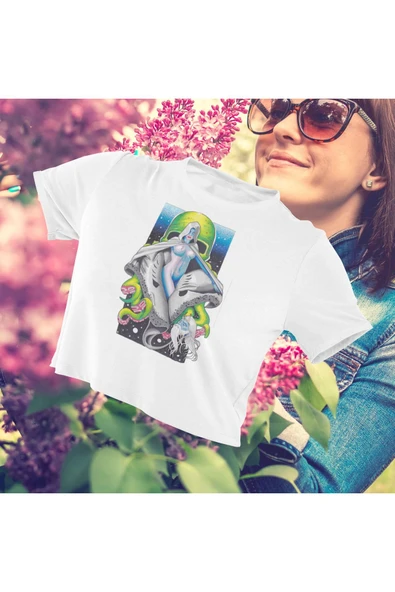 playbackmoda Crop-top Ilustrasyon Kadın Baskılı Yarım Tişört ürün görseli