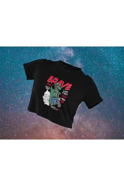 playbackmoda Crop-top Motorsiklet Brave Live Fast Yazı Baskılı Yarım Tişört ürün görseli