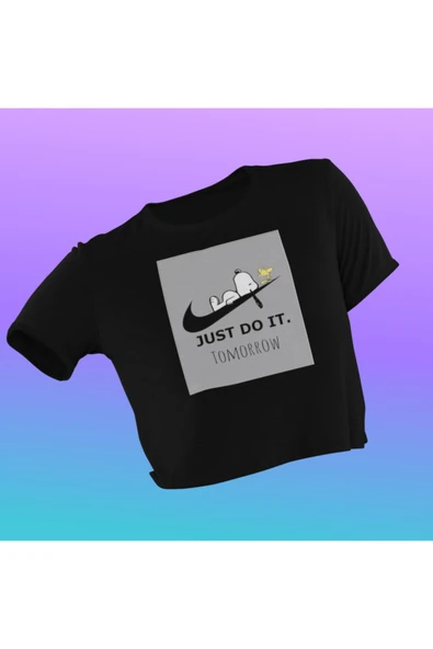 playbackmoda Crop-top Snoopy Baskılı Yarım Tişört ürün görseli