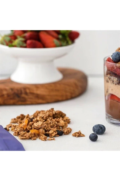 Naturiga Glutensiz Yaban Mersini Mango Granola 250gr - 4