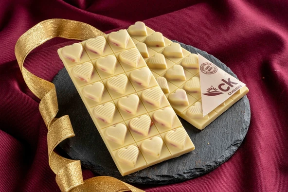 Yaban Mersinli Beyaz Tablet Çikolata (90 g)