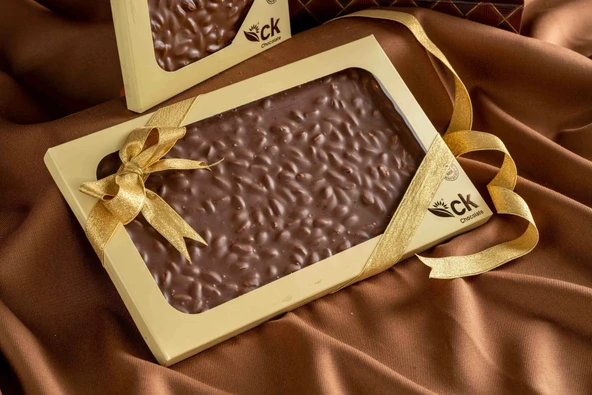 Antep Fıstıklı Sütlü Beyoğlu Çikolata (400 g)