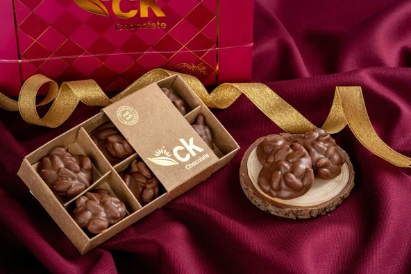 Roche Sütlü Antep Fıstıklı Çikolata (108 g)
