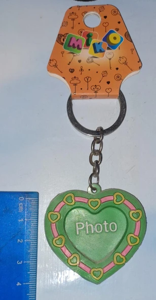 KÜÇÜK PLASTİK KALP ANAHTARLIK YEŞİL