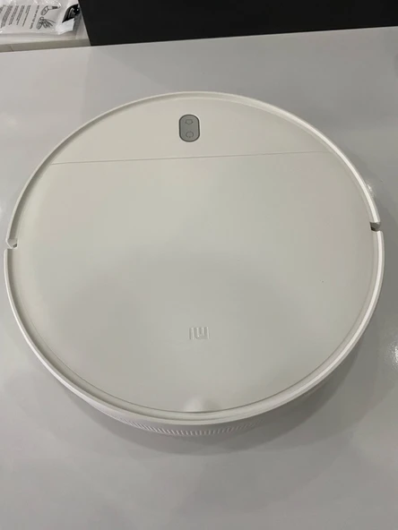 XIAOMI MI ROBOT VACUUM MOP ESSENTIAL WHITE