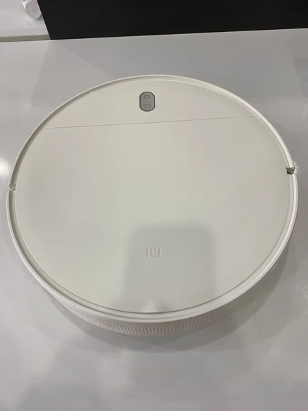 XIAOMI MI ROBOT VACUUM MOP ESSENTIAL WHITE