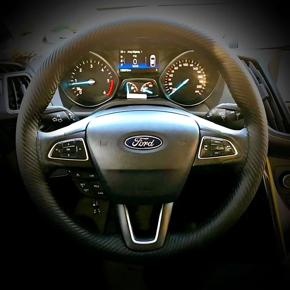 DİKİŞLİ DİREKSİYON KILIFI KARBON DERİ SİYAH DİKİŞLİ FORD FOCUS SADECE FOTODAKİ DİREKSİYON İÇİN ürün görseli