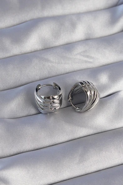 Pirinç Gümüş Renk Tırtıklı Minimal Bombeli Tasarım Küpe - TJ-BKP9081 - 2