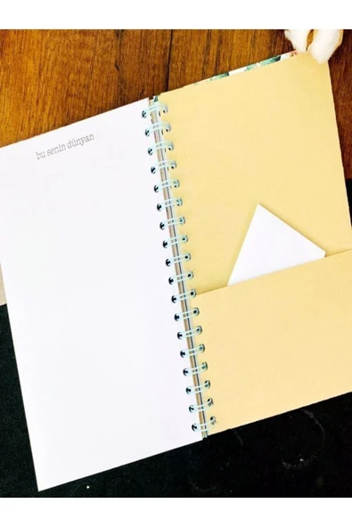 Konuşan Ajanda 17x24 Spiralli Stickerli Kuşe Kağıda Tarihsiz Ajanda Sütü Çilekli Seni Sürekli - 7