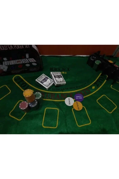 200 Chip Texas Hold'em Poker Set - 4