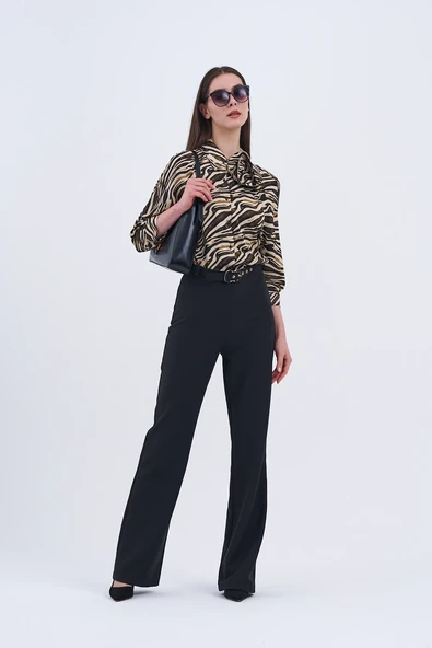 Trend Kadın Yeni İkili Takım Siyah Pantolon ve Zebra Desenli Bluz - 4