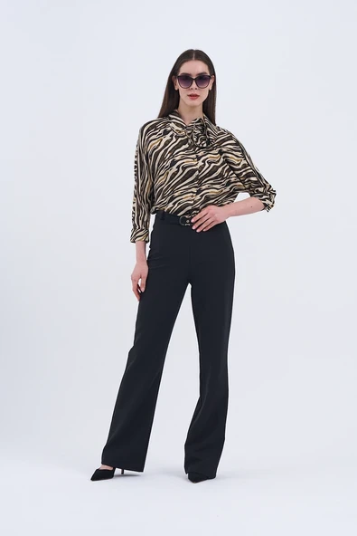 Trend Kadın Yeni İkili Takım Siyah Pantolon ve Zebra Desenli Bluz - 9