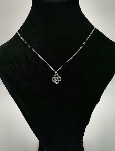 Gümüş Zincir Figürlü Lüks Kolye