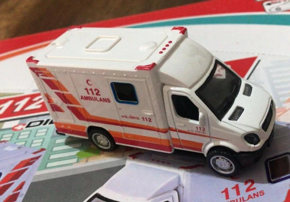 Oyuncak Metal Çek Bırak Ambulans 10 cm - 3